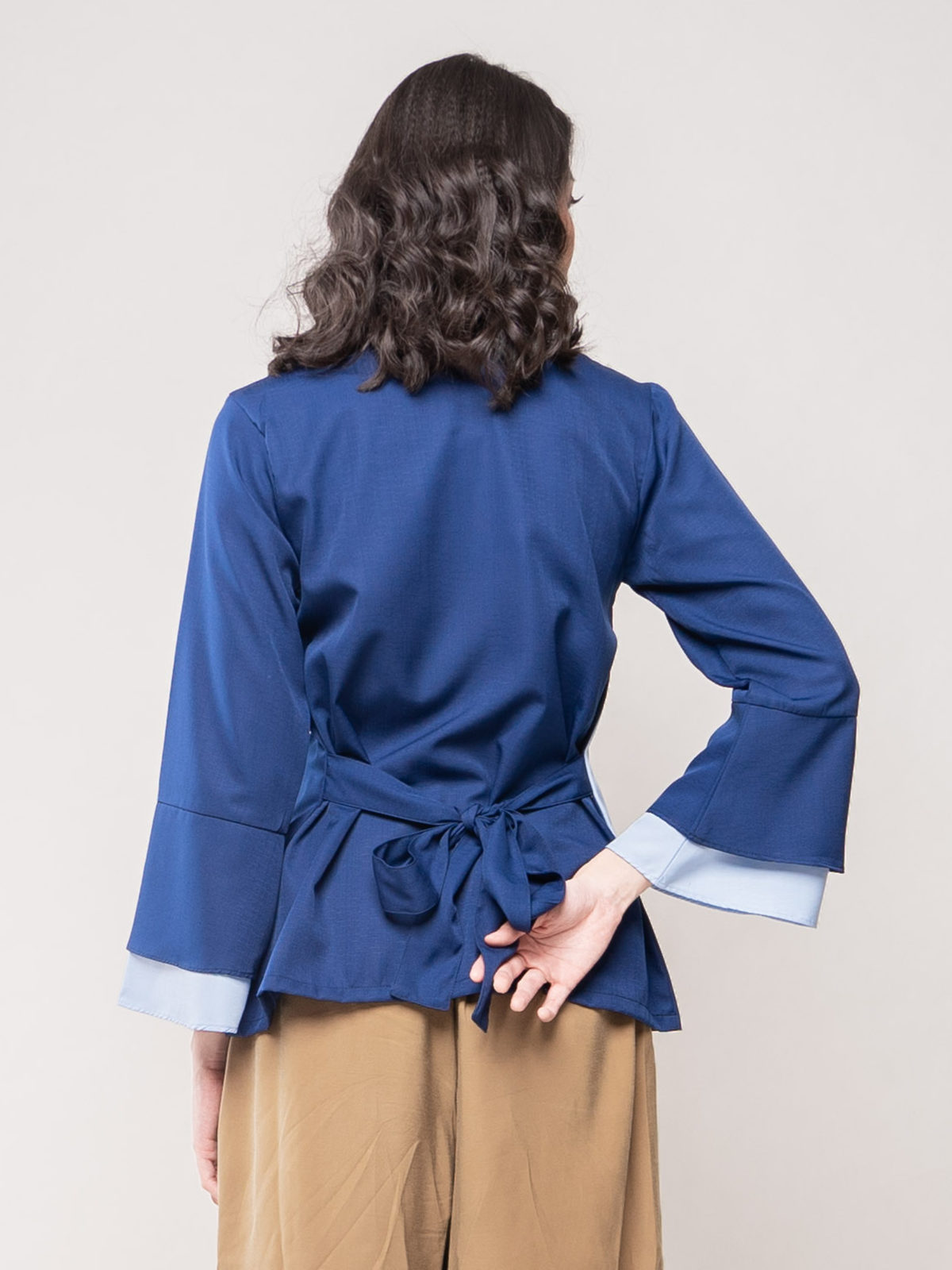 Freya Blouse Navy - Image 3