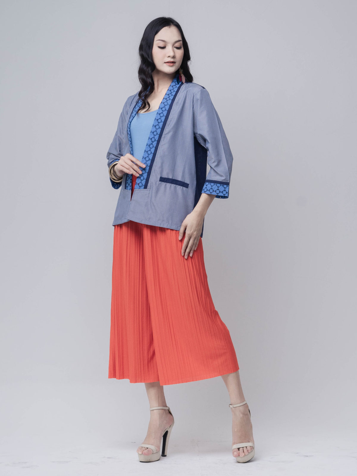 Corinna Blazer - Image 5