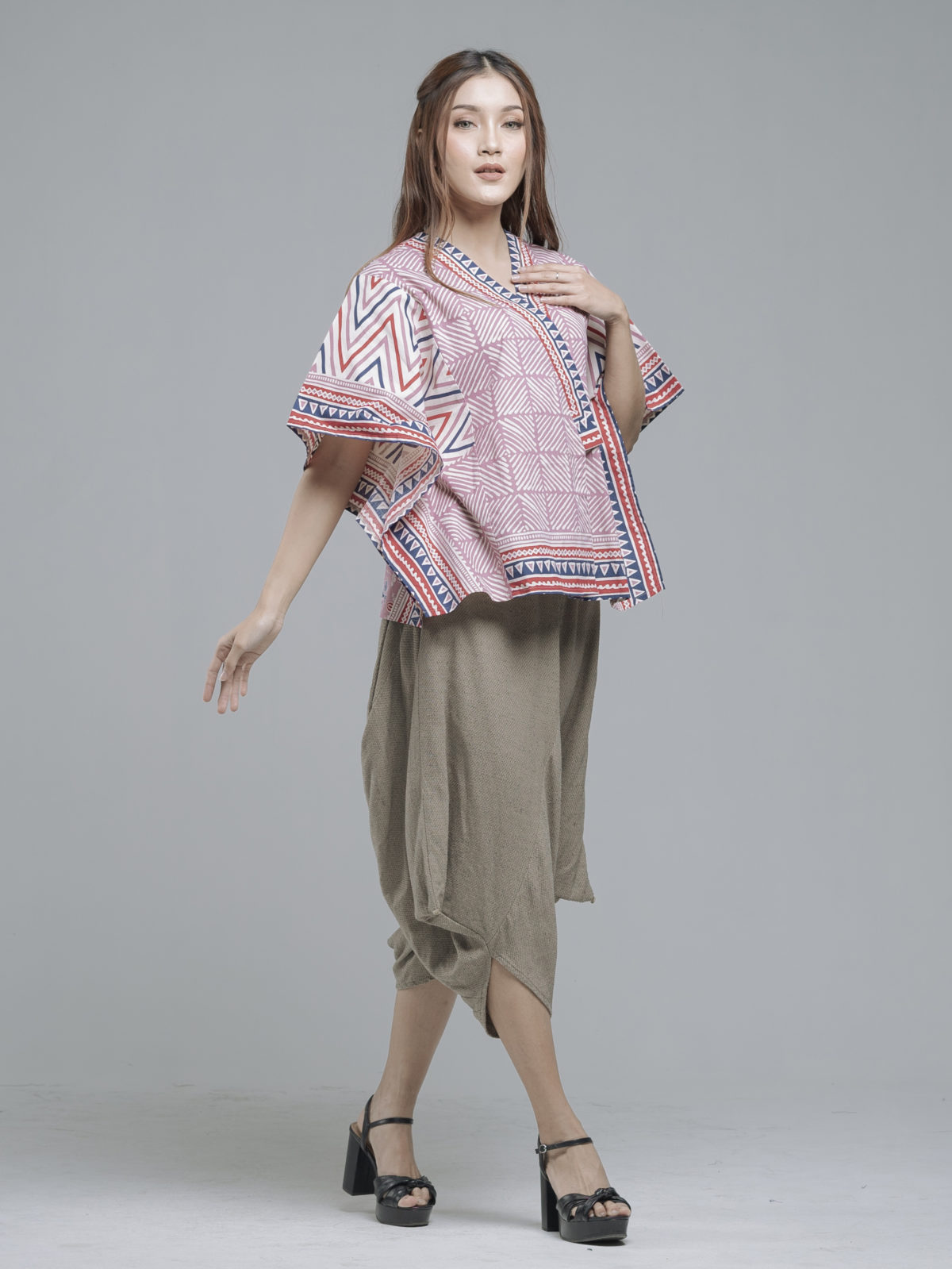 Leona Blouse Lavender - Image 3