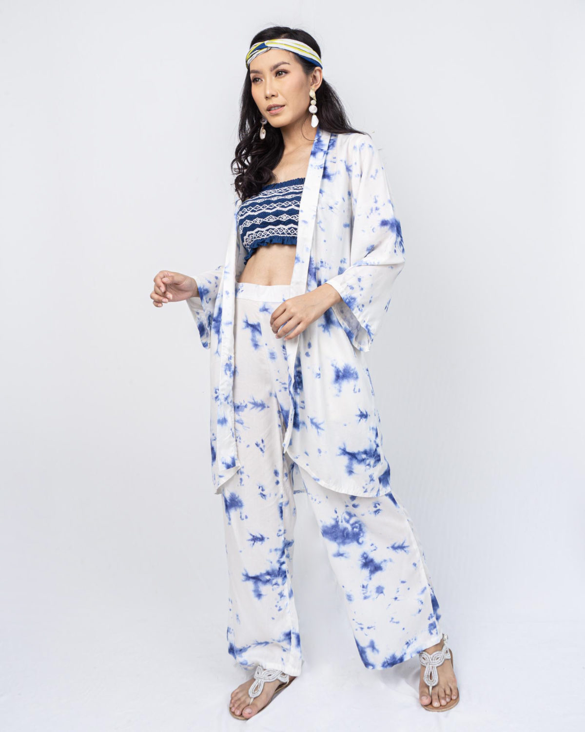 Vanya Set White Blue