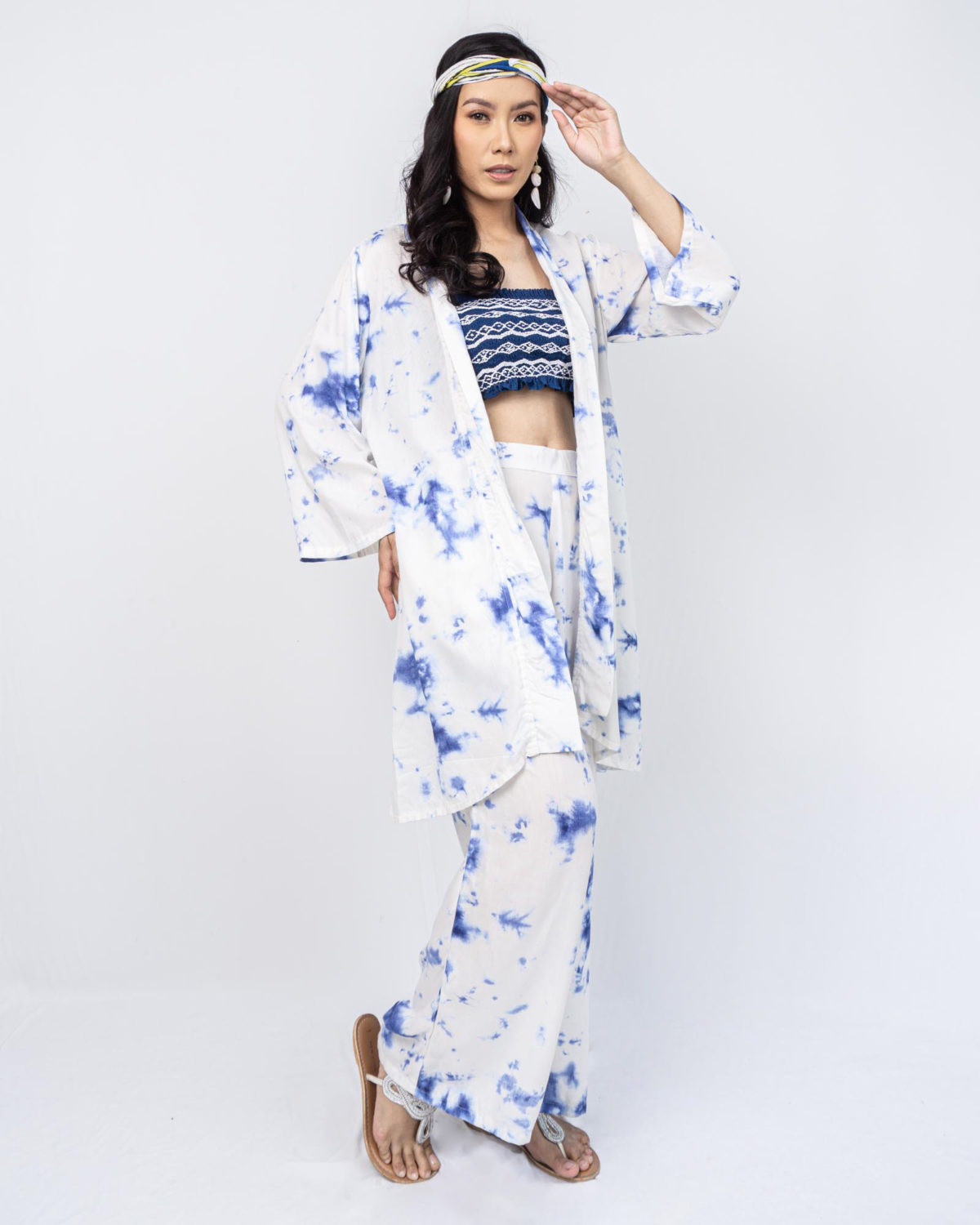 Vanya Set White Blue - Image 3