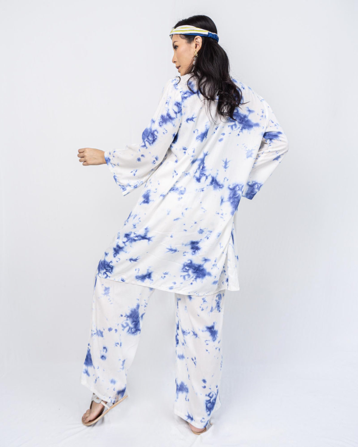 Vanya Set White Blue - Image 4