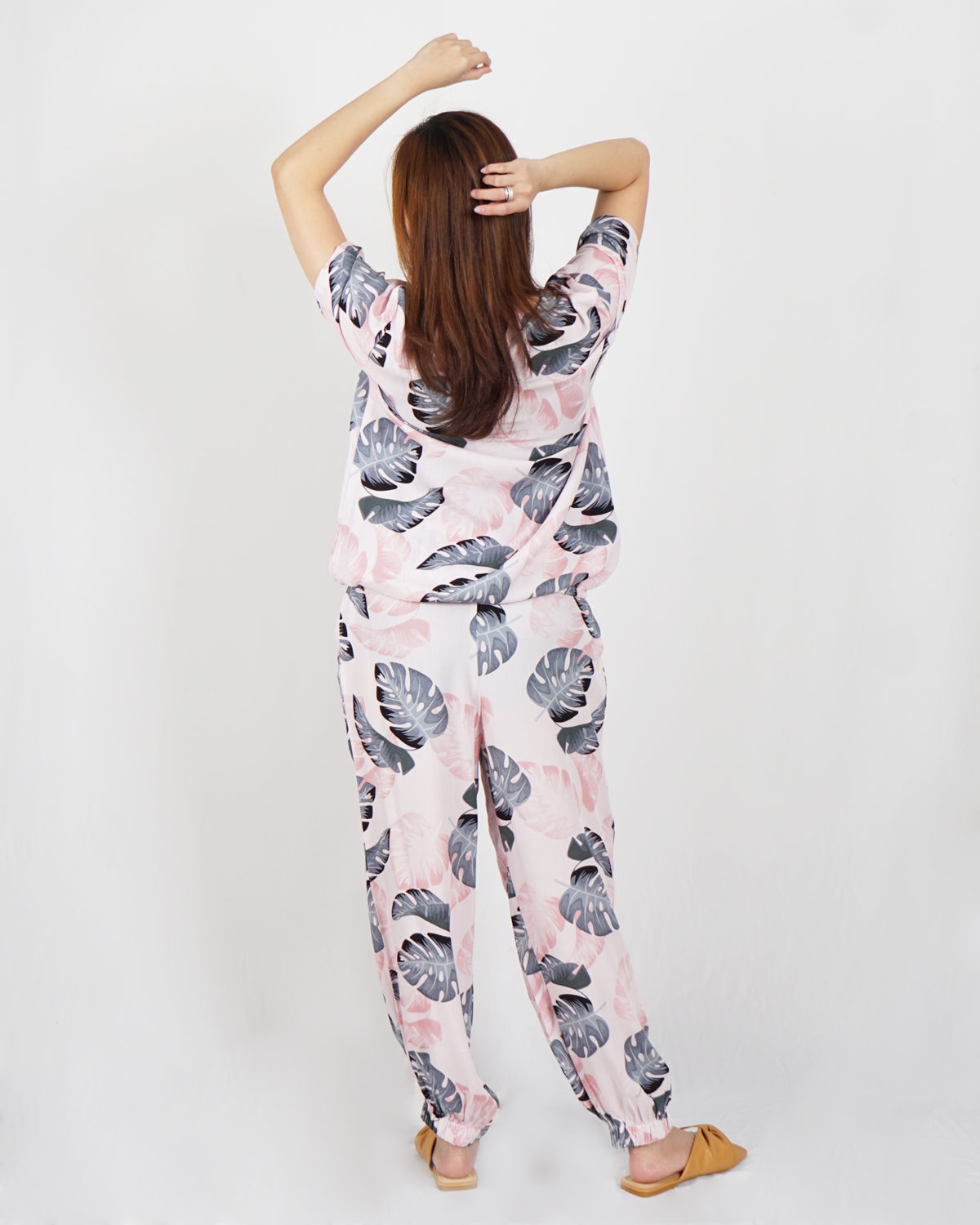 Karleen Set Pink Leaves - Image 5