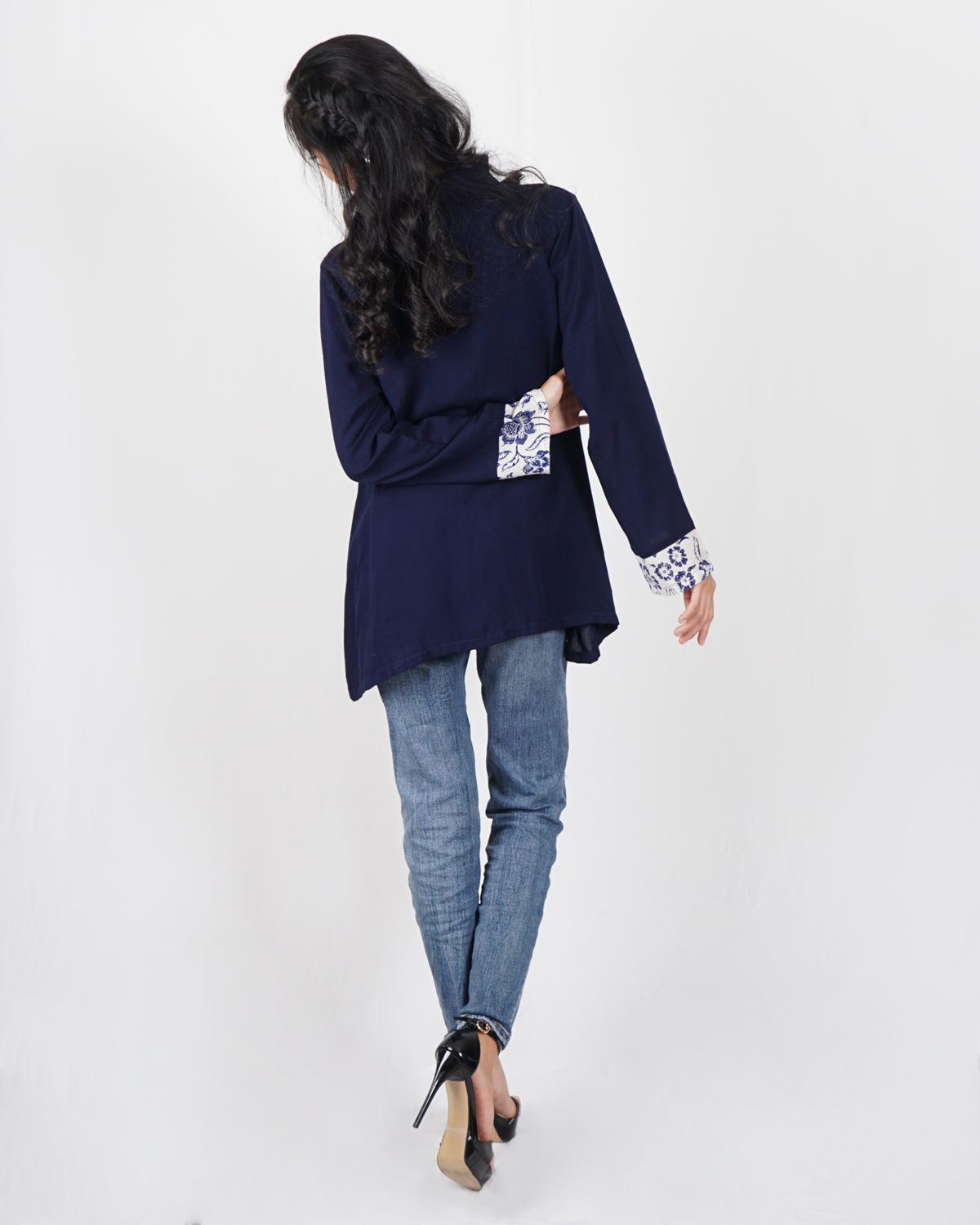 Raina Shirt Navy Cream - Image 4