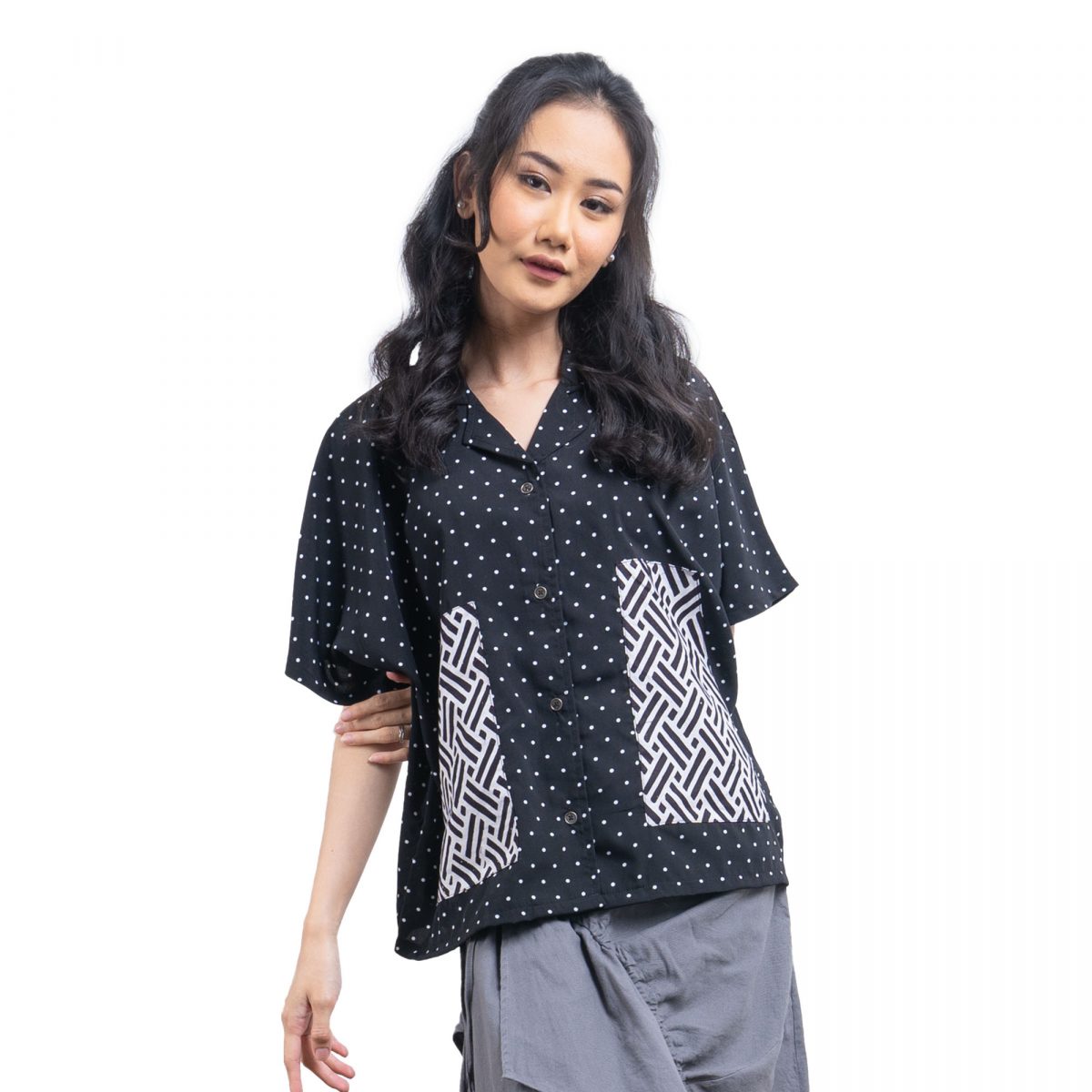 Loria 2 Shirt Black Polkadot