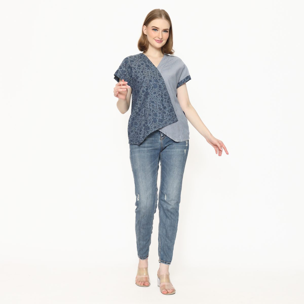 Finny Blouse Navy Abu - Image 6