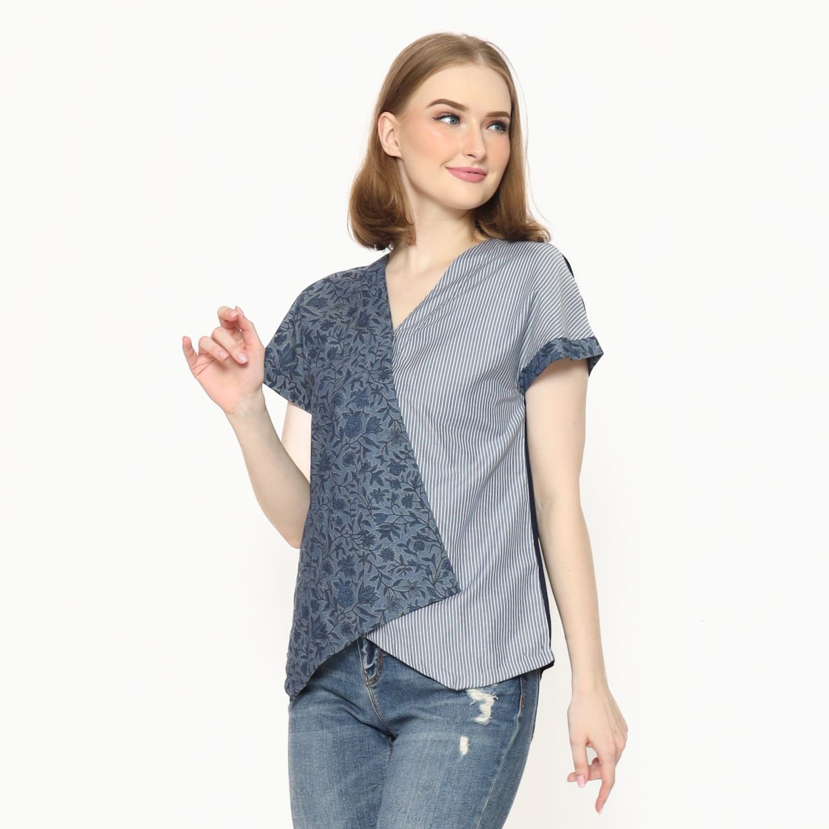 Finny Blouse Navy Abu - Image 4