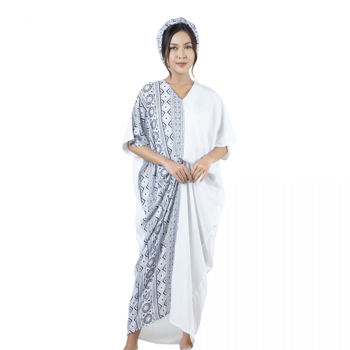 Dewayani Kaftan Cream Black