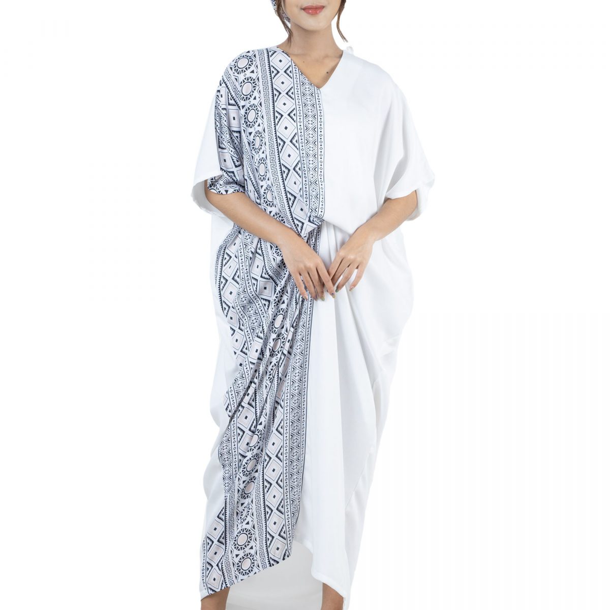 Dewayani Kaftan Cream Black - Image 2