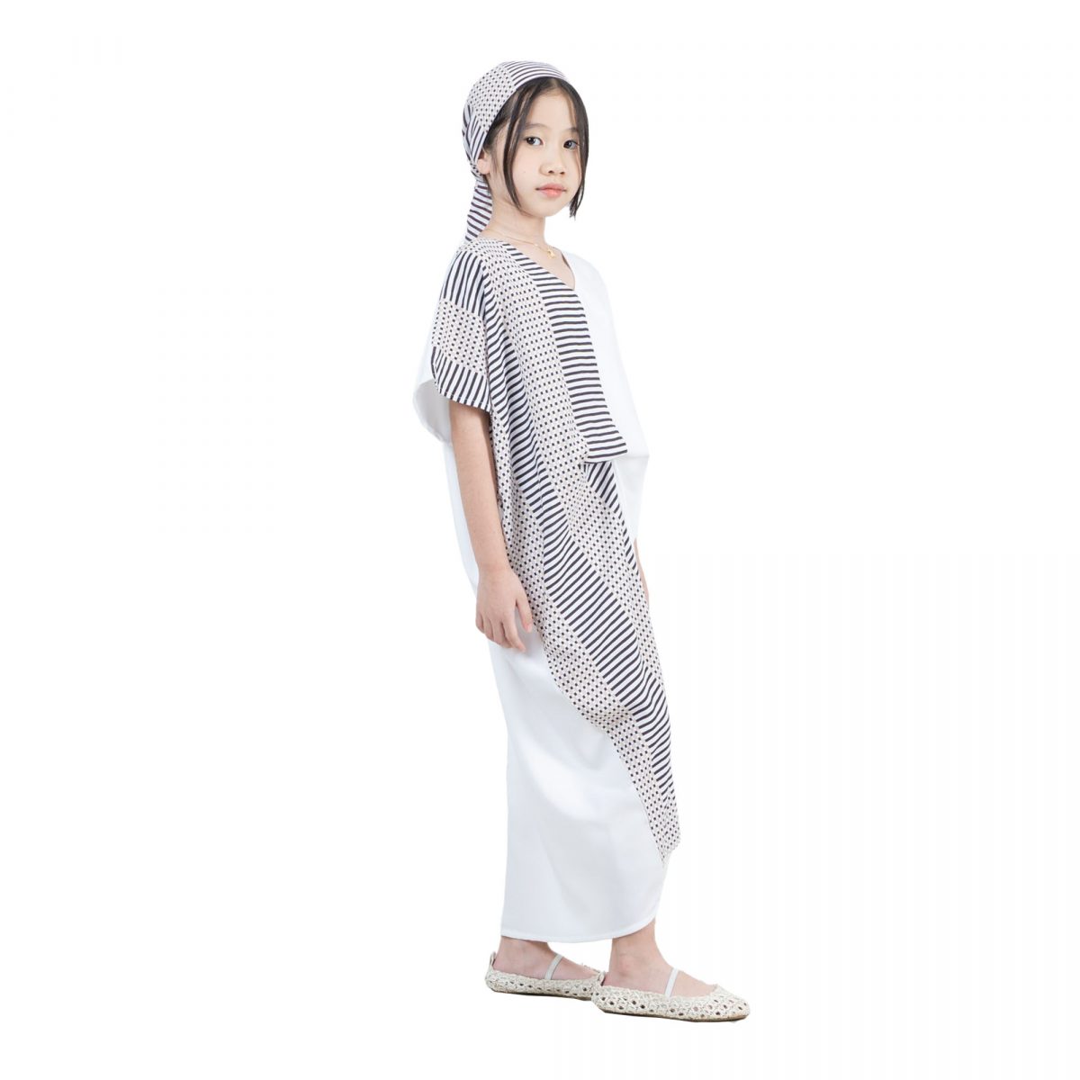Dewayani Kaftan Kids Cream - Image 3