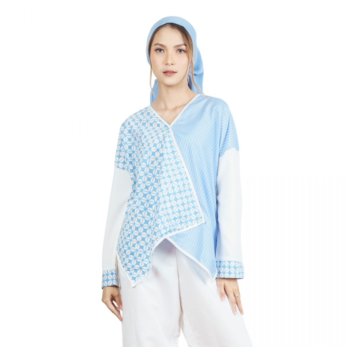 Fitria Blouse Sky Blue