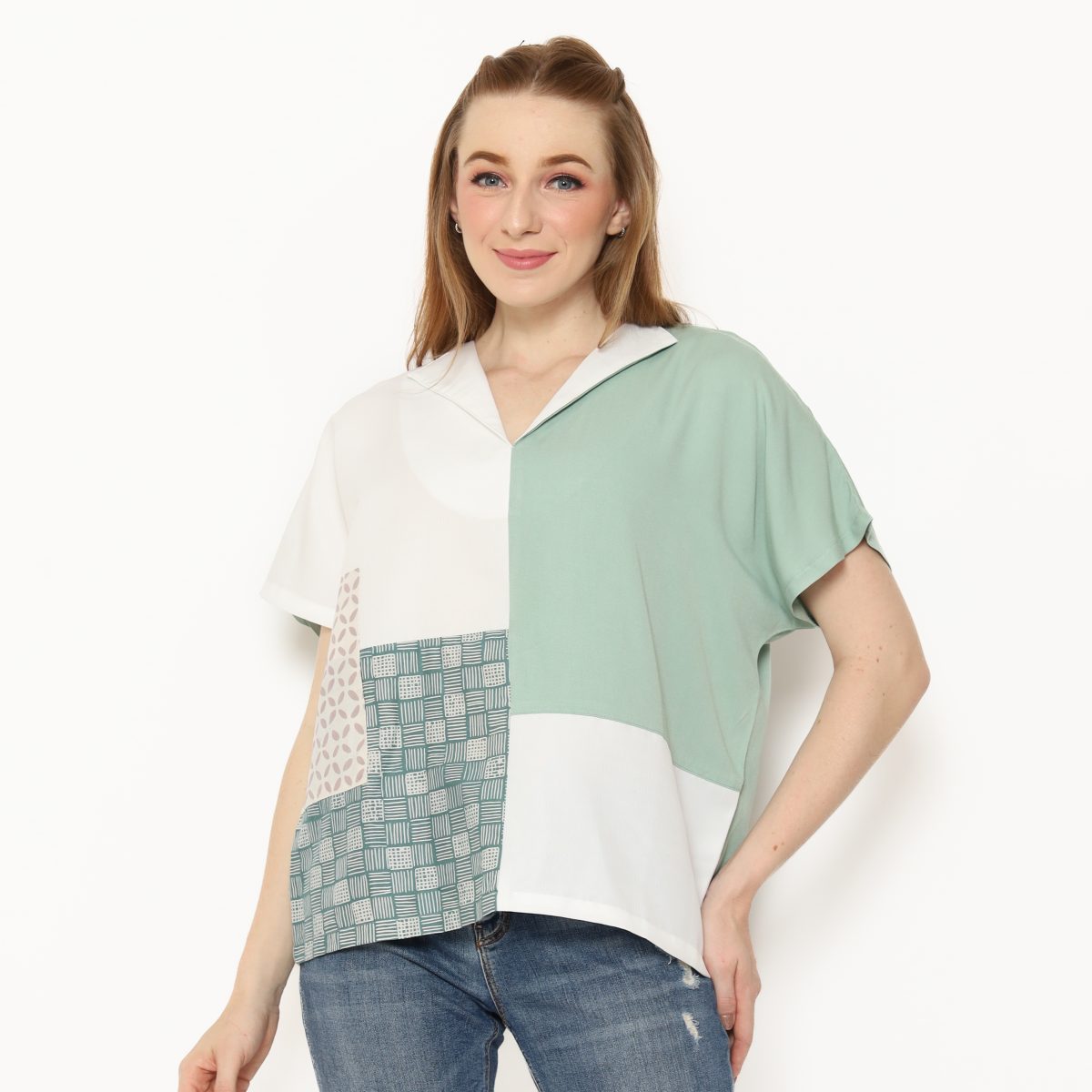 Lyla Blouse Green - Image 5