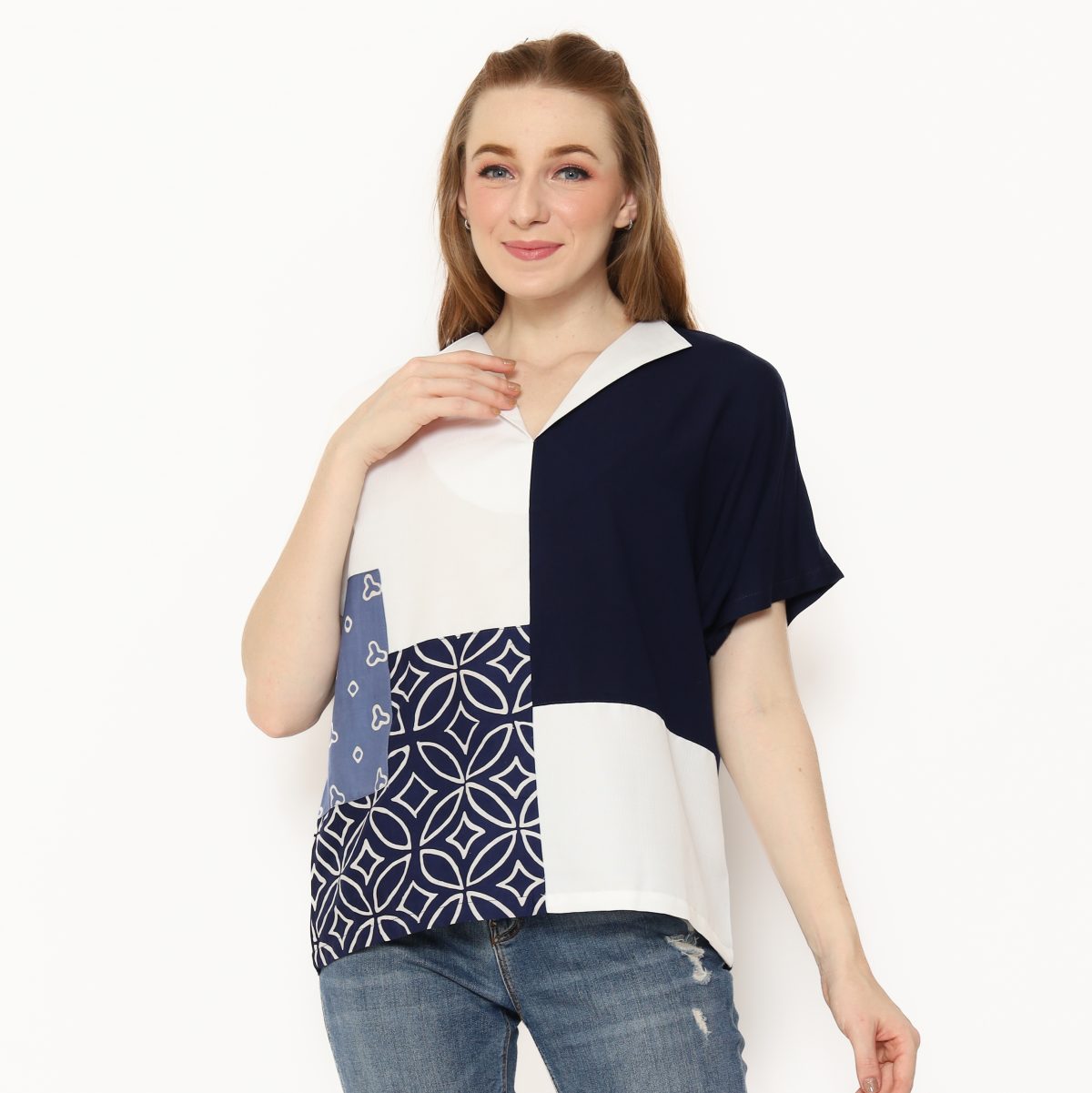 Lyla Blouse Kawung Navy - Image 5