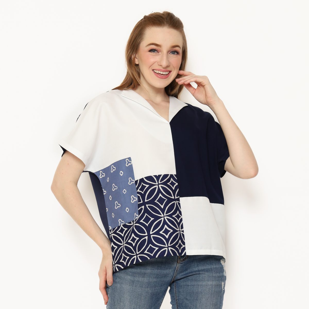 Lyla Blouse Kawung Navy - Image 4