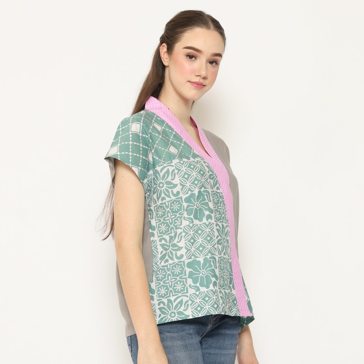 Nandhita Blouse Flower Green - Image 3