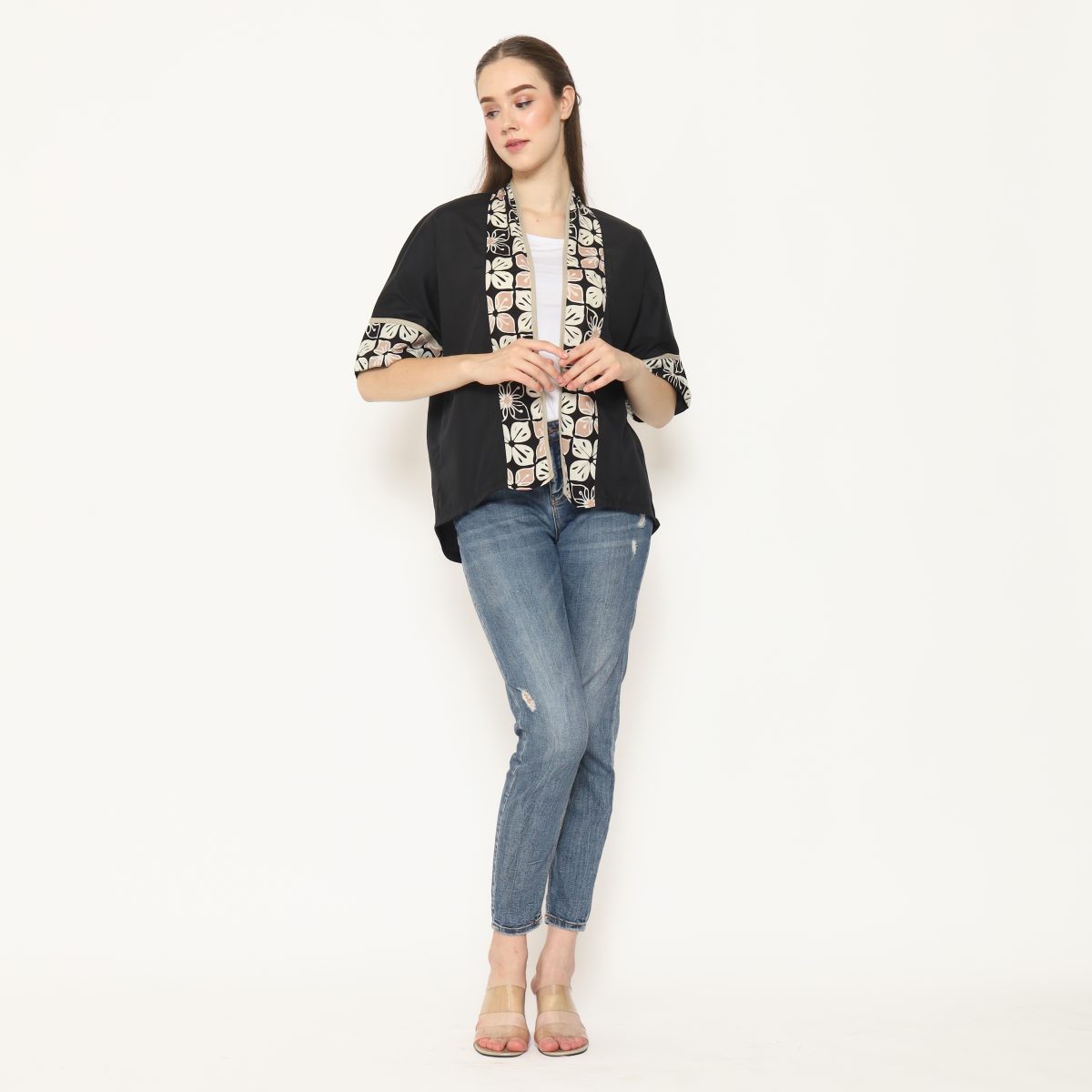 Divya Blazer Black Leaves - Image 9