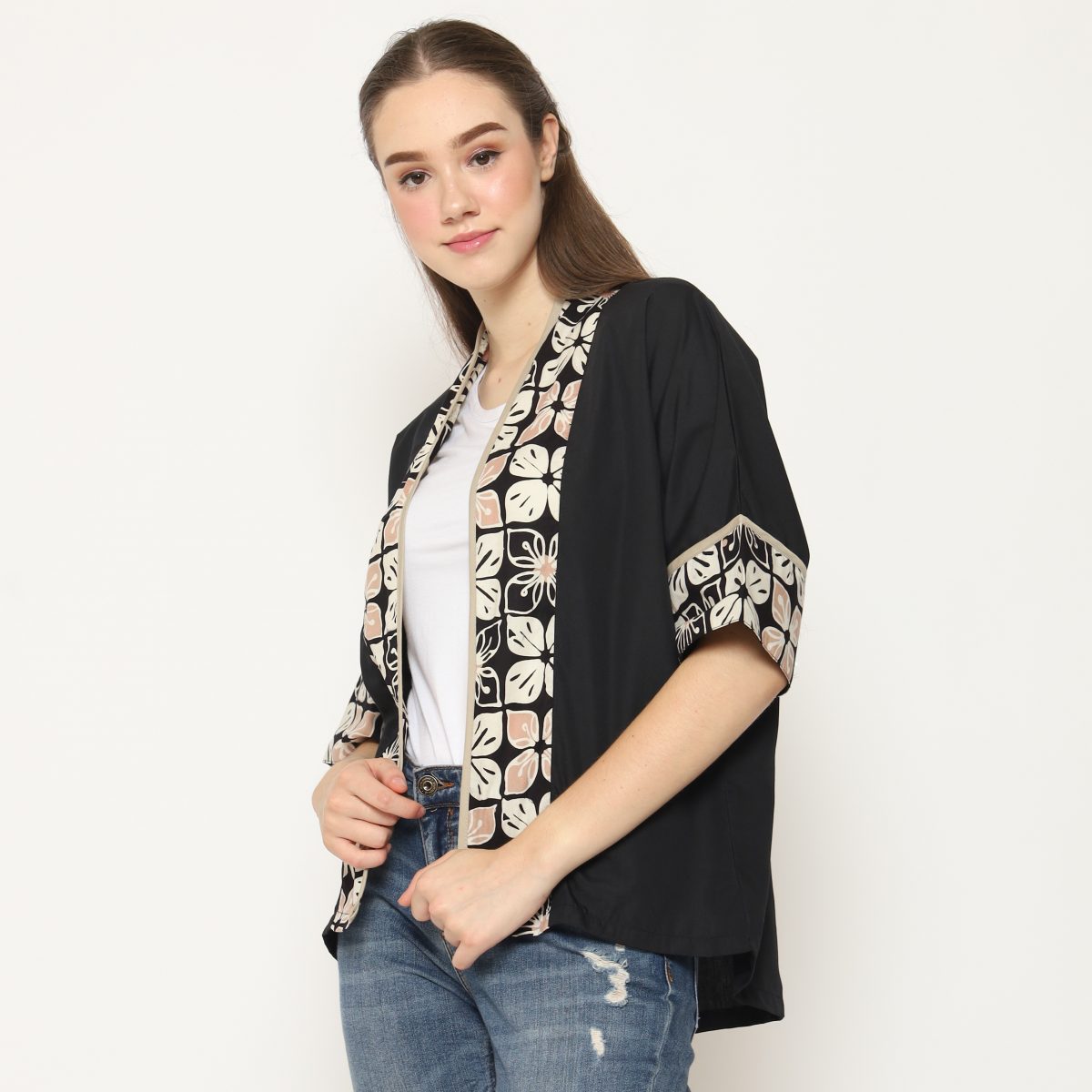 Divya Blazer Black Leaves - Image 4