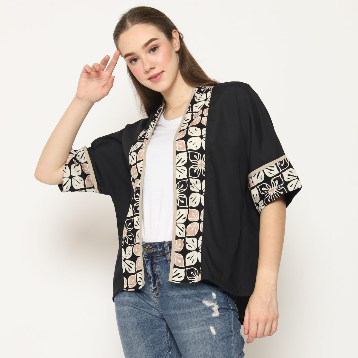 Divya Blazer Black Leaves - Image 3