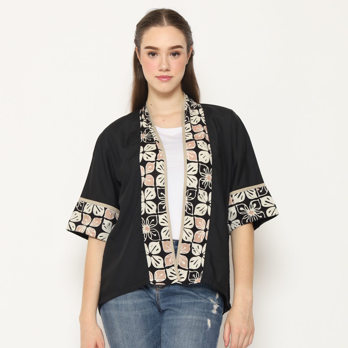 Divya Blazer Black Leaves