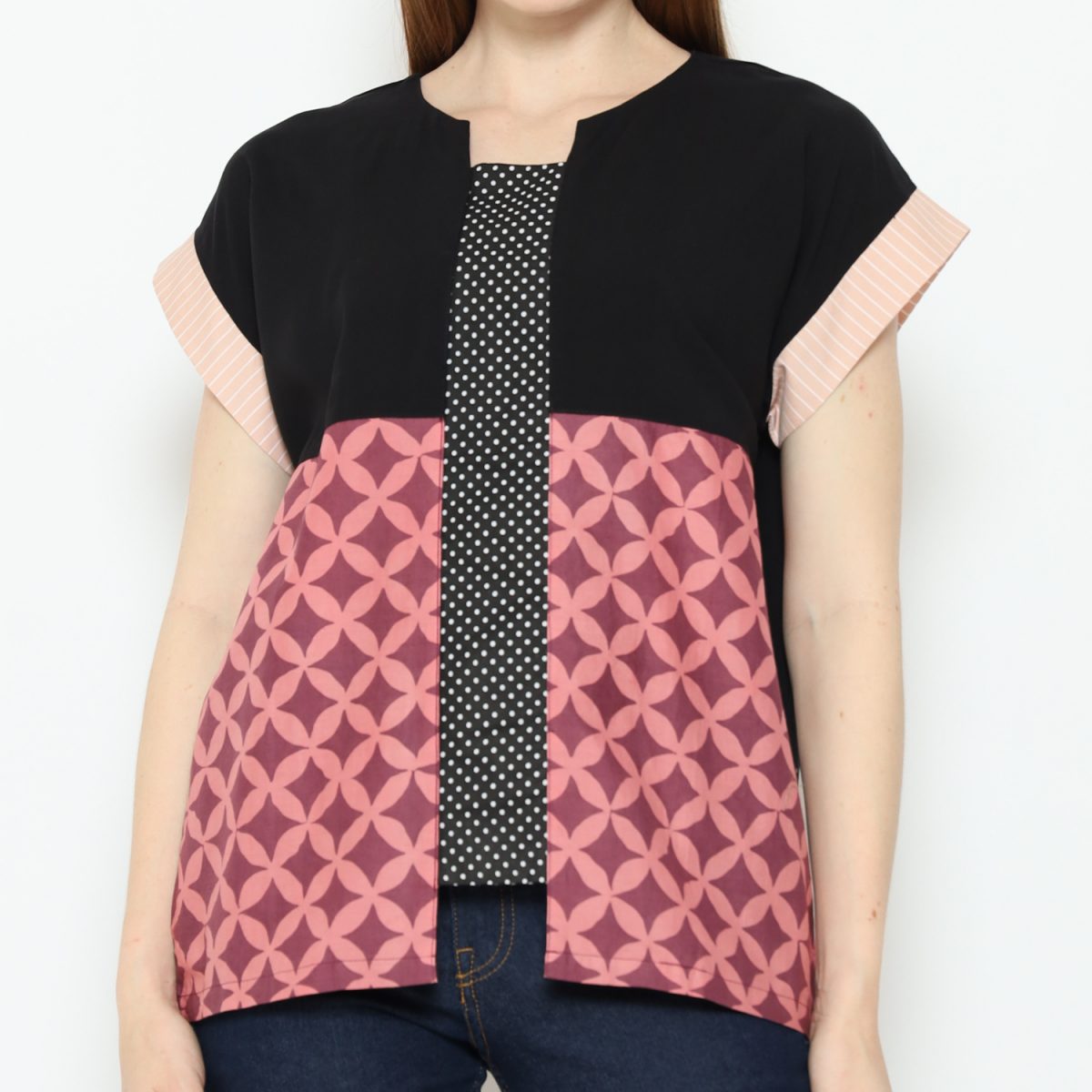 Irina Blouse Kawung Purple - Image 2