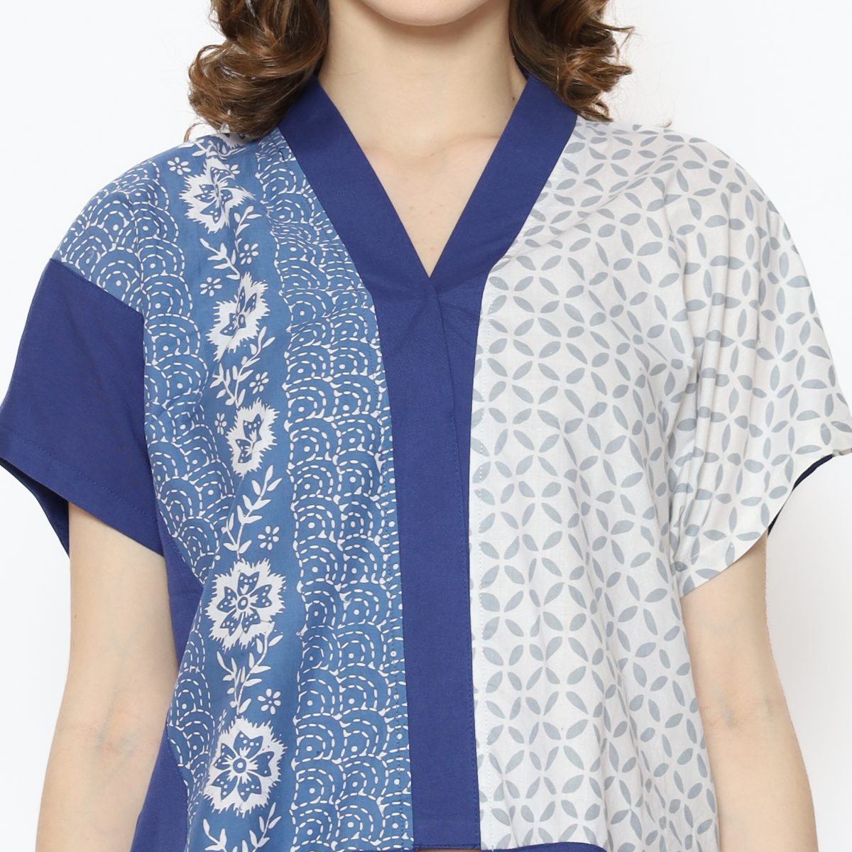 Fidelya Blouse Blue Grey - Image 2