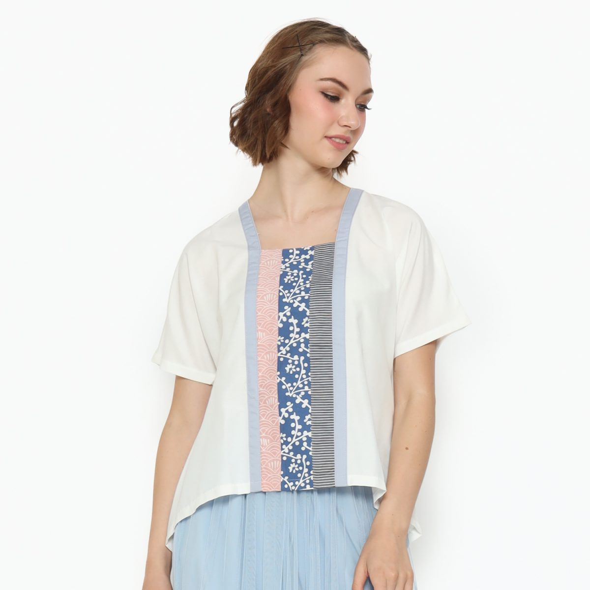 Berry Blouse Cream Blue - Image 3
