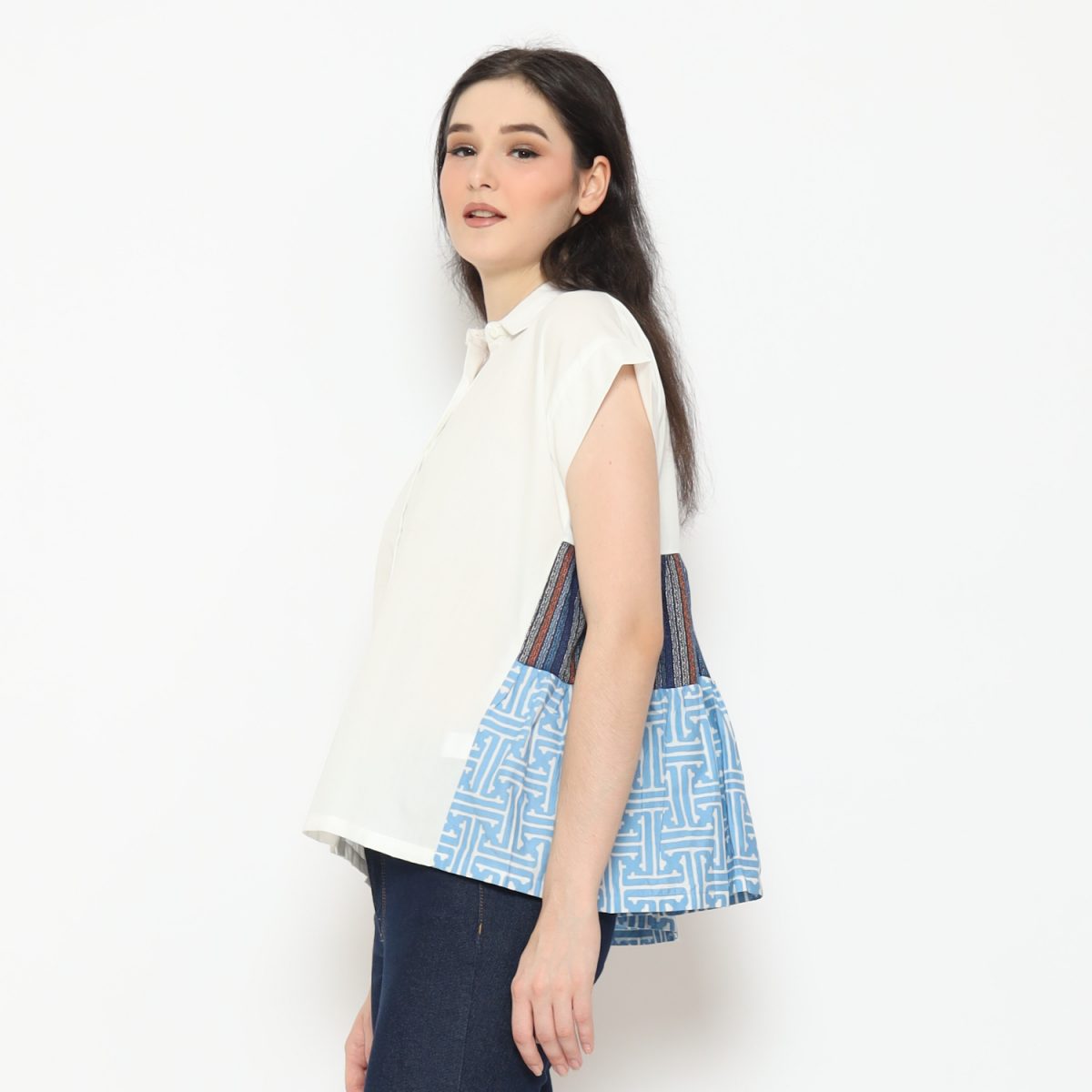 Layer Shirt White Navy Blue - Image 3