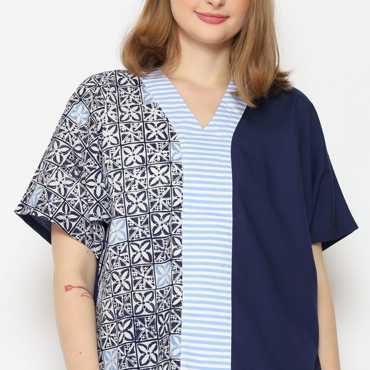 Alona Blouse Navy - Image 2