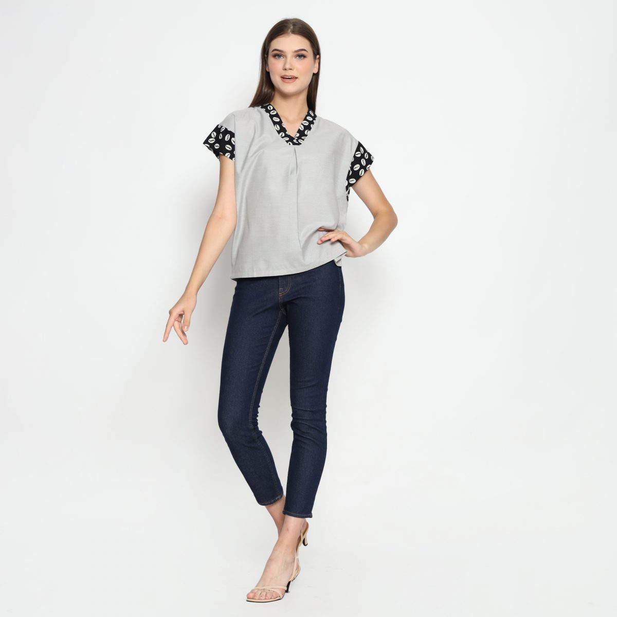 Clara Blouse Black - Image 6