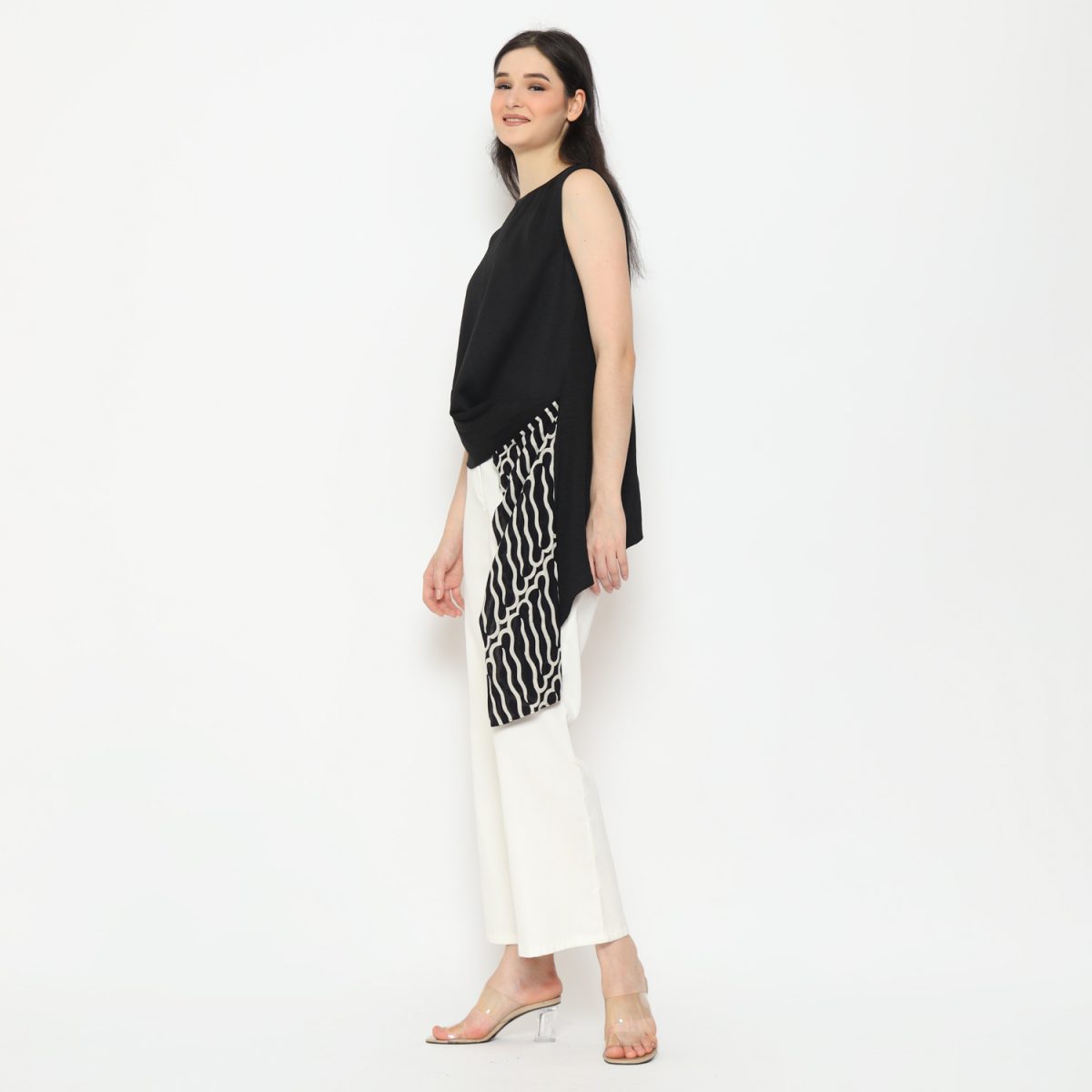 Quinn Blouse Parang Black - Image 6