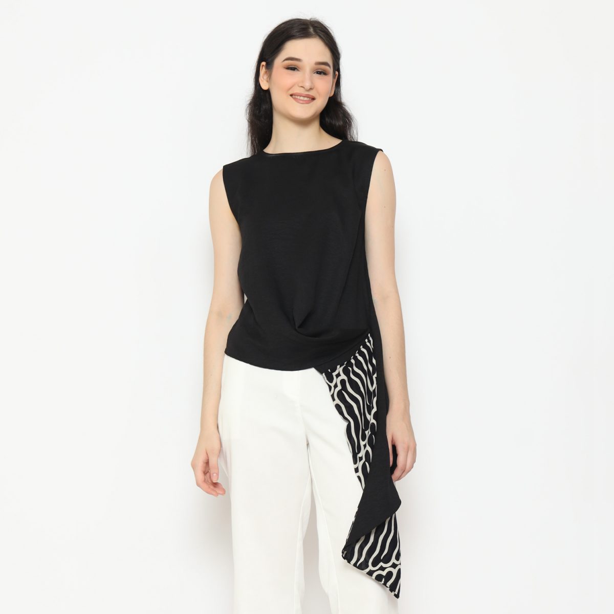 Quinn Blouse Parang Black