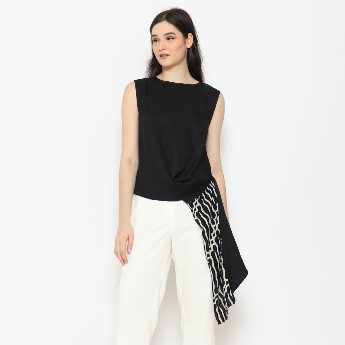 Quinn Blouse Parang Black - Image 4