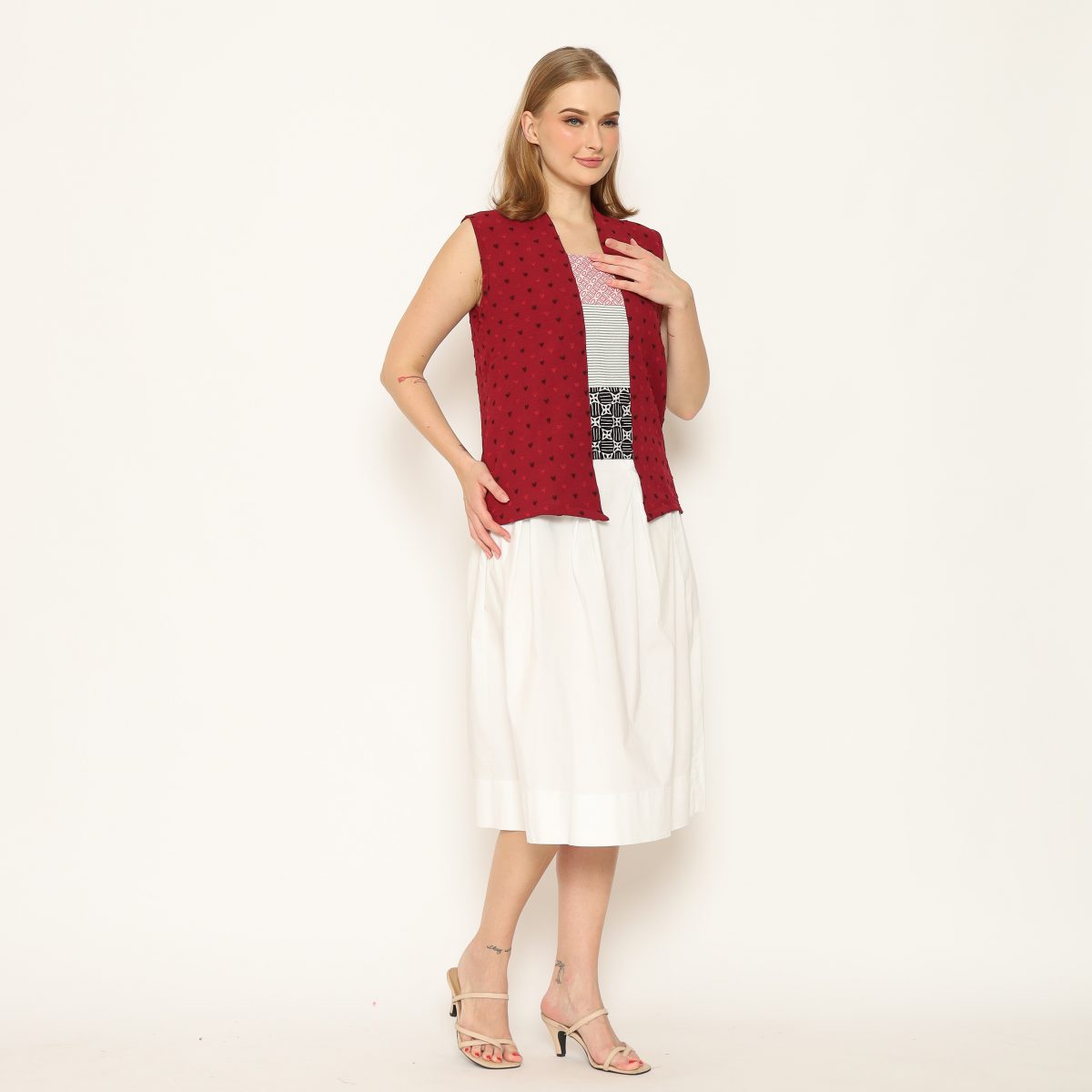 Amara Blouse Heart Maroon - Image 3