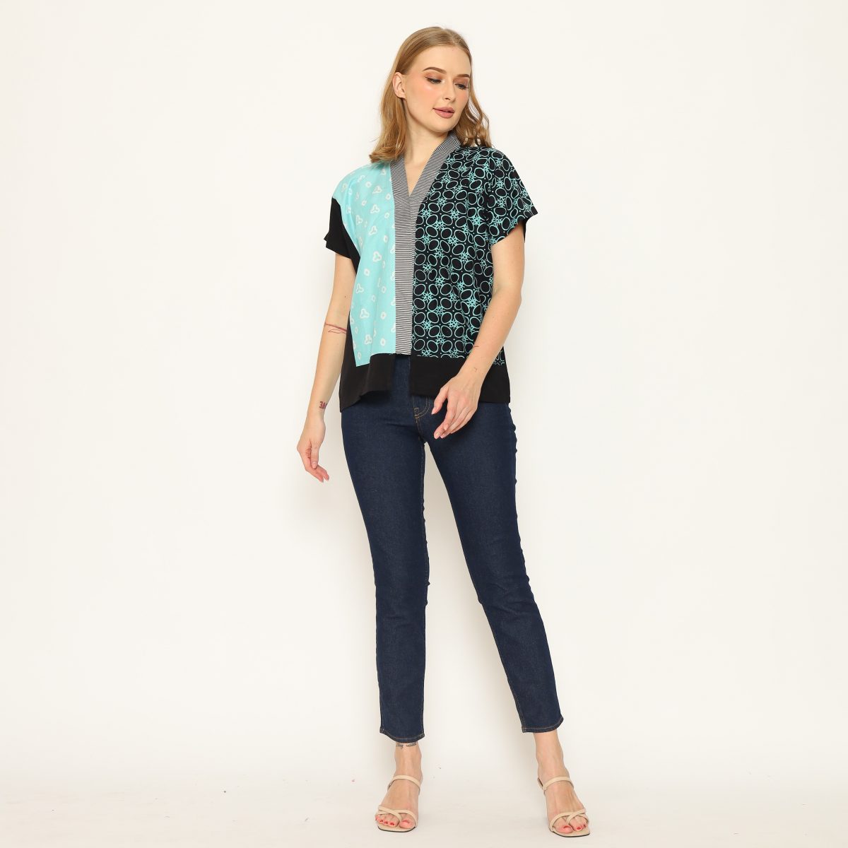 Fidelya Blouse Black Tosca - Image 6