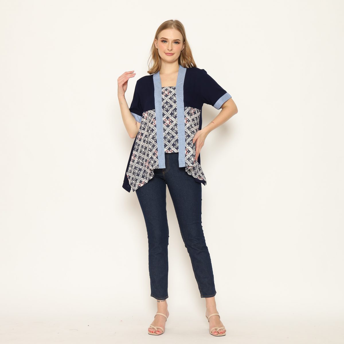 Allaya Blouse Kawung Navy - Image 6