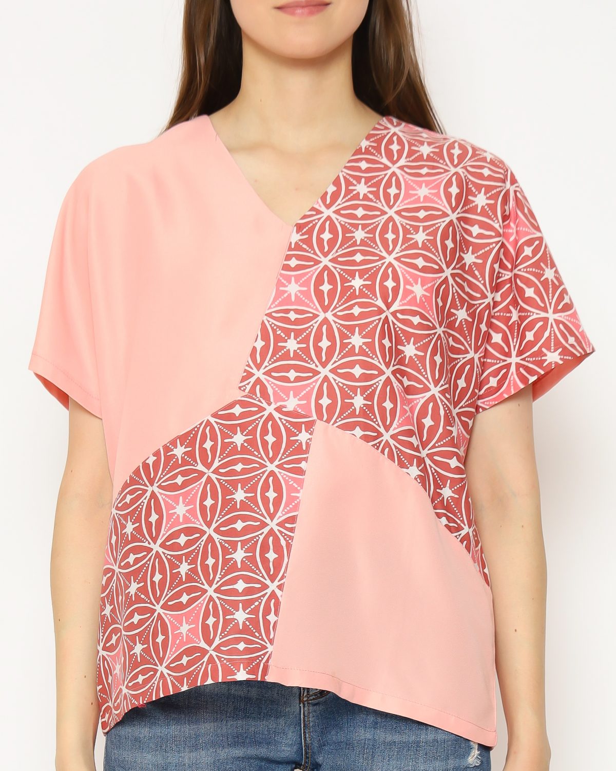 Alexis Blouse Kawung Pink - Image 2