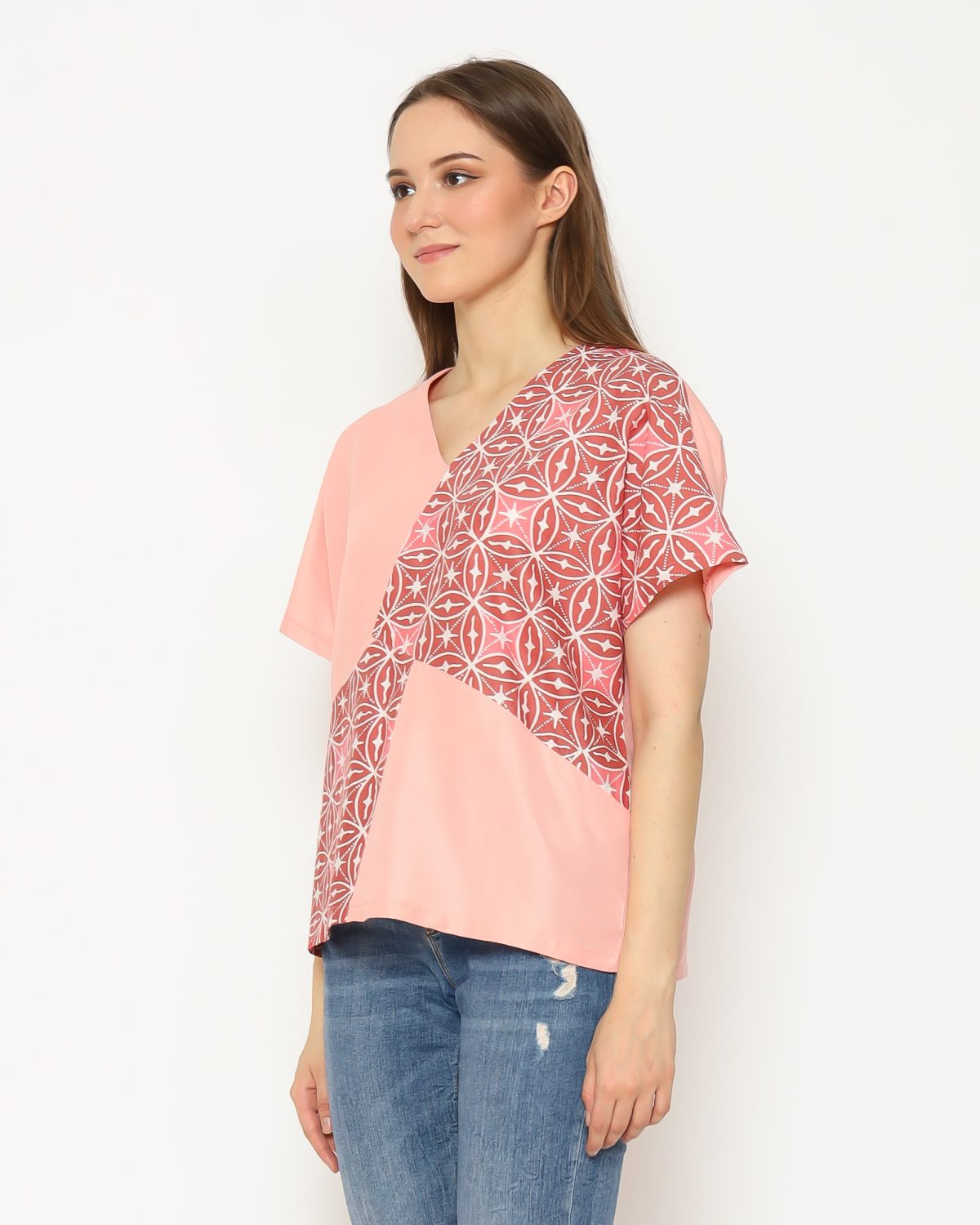 Alexis Blouse Kawung Pink - Image 4