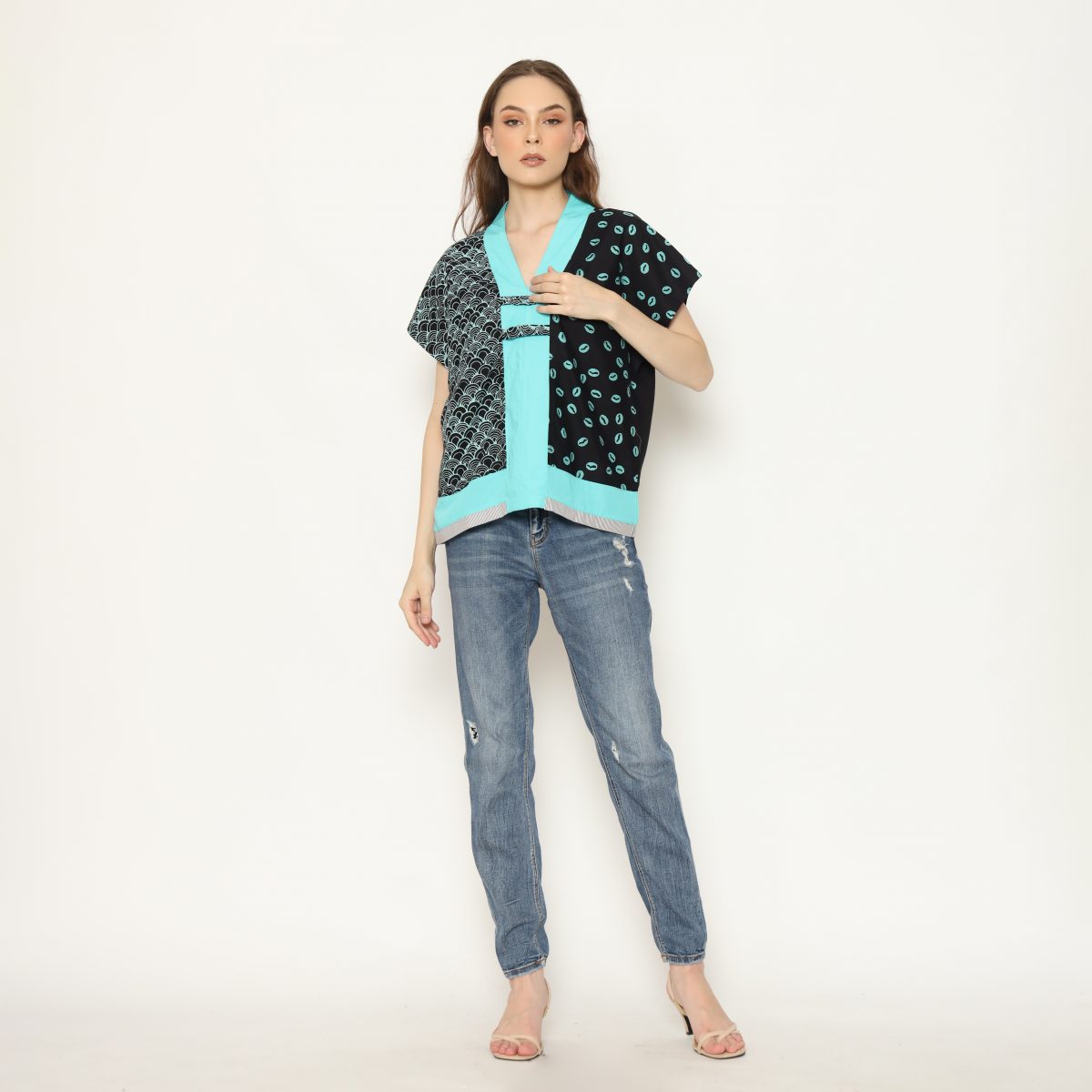 Inara Blouse Black Tosca - Image 6