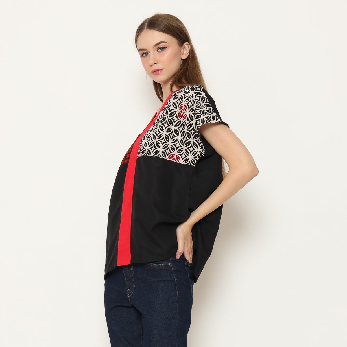 Aretha Blouse Black Red - Image 4