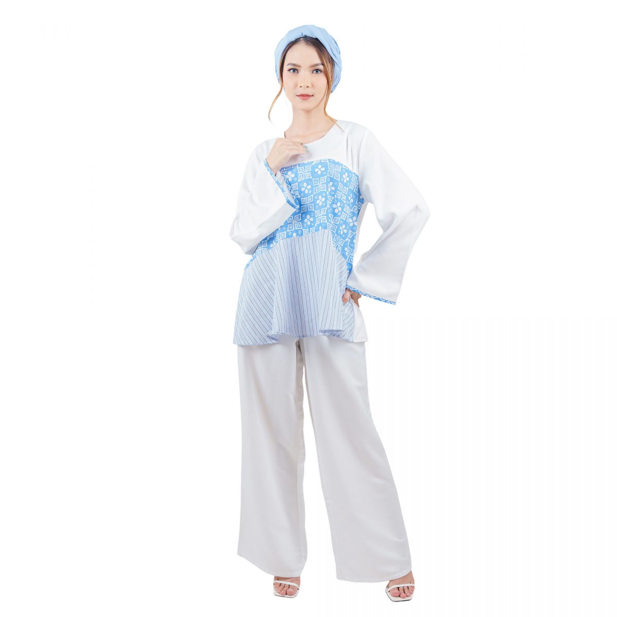 Gayatri Blouse Blue - Image 6