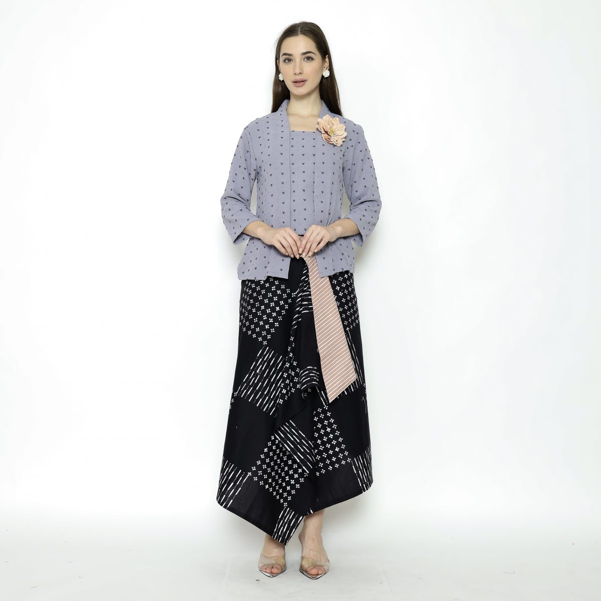 Yasmine 2 Blouse Heart Grey - Image 6