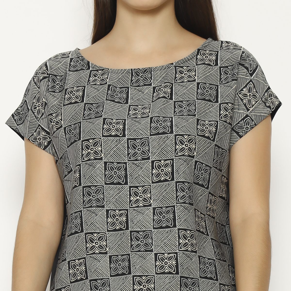 Crop Tee Blouse Black Grey - Image 2