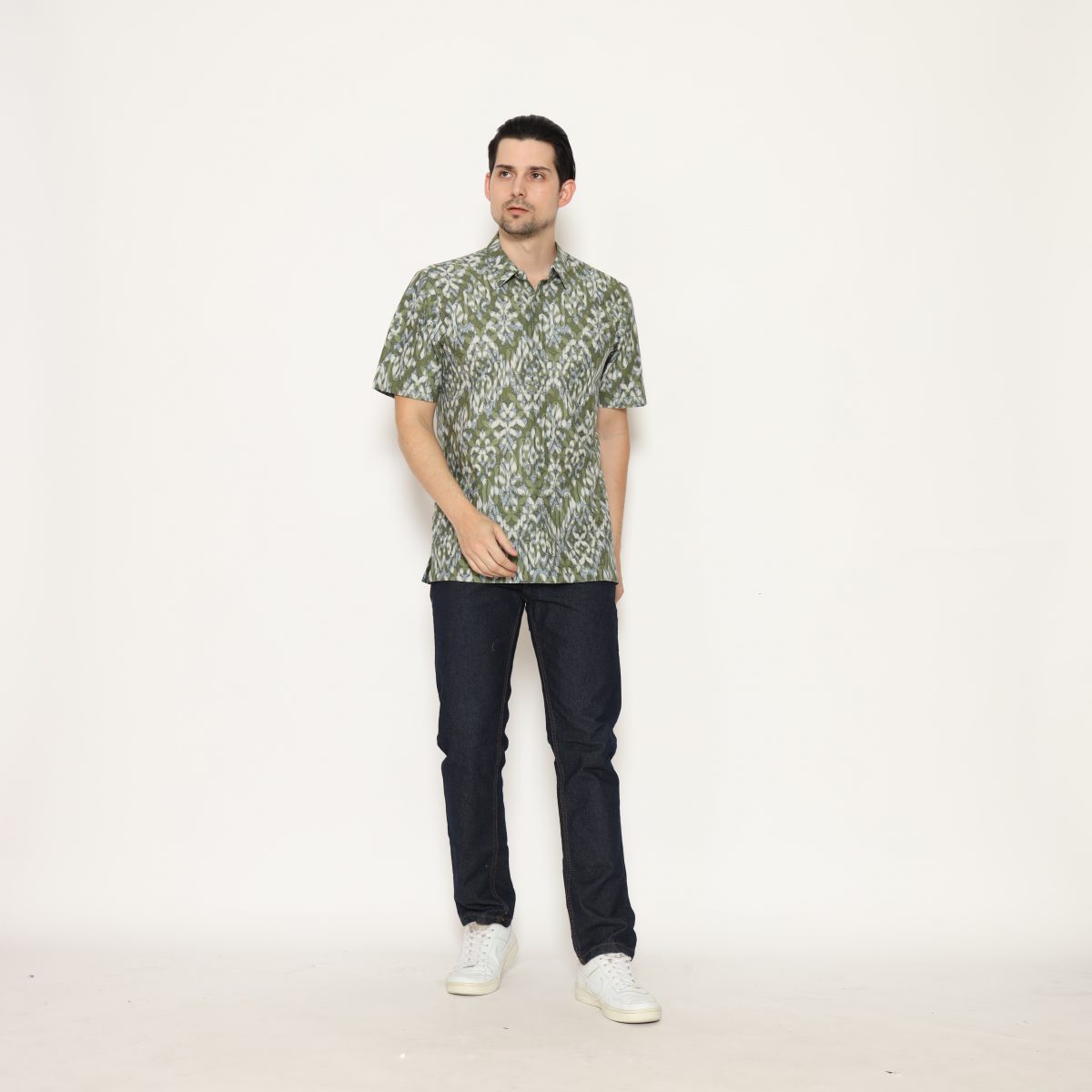 Omair Shirt Green - Image 6