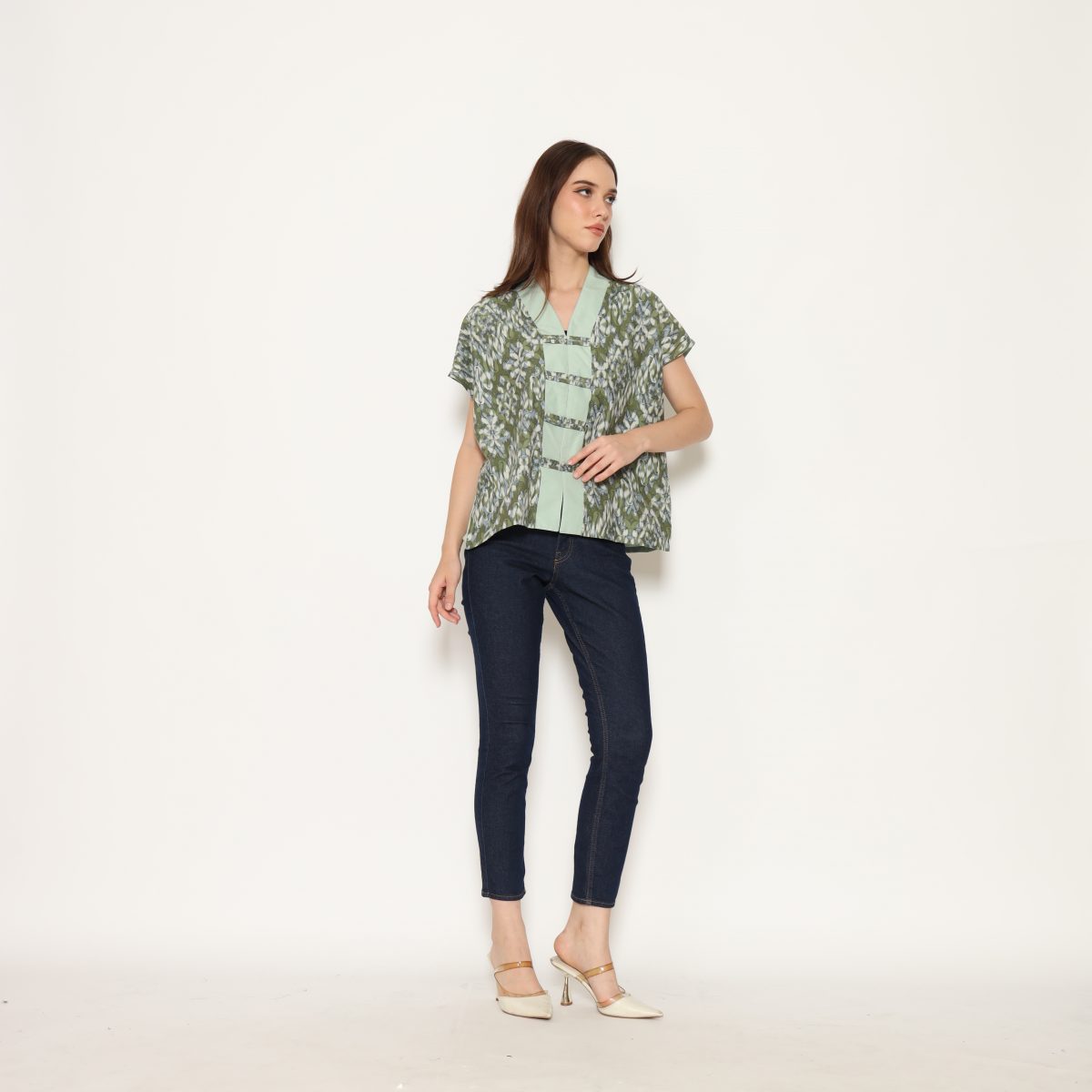 Olivia Blouse Green - Image 4