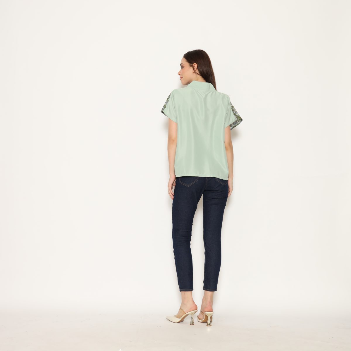 Olivia Blouse Green - Image 5