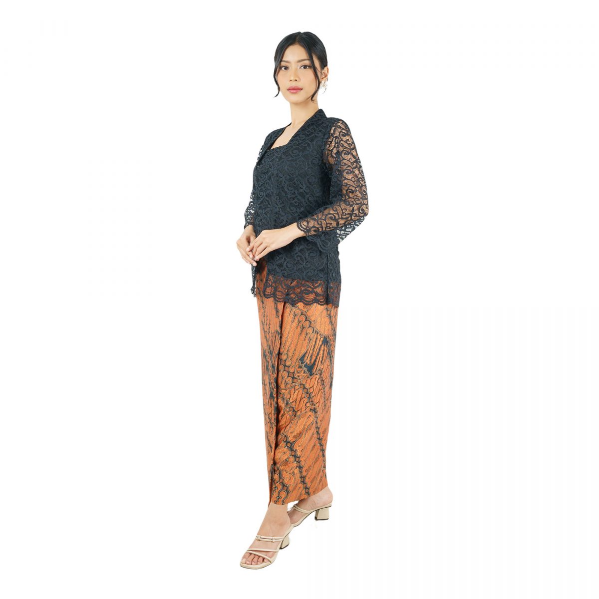Kebaya Mariana Black - Image 4