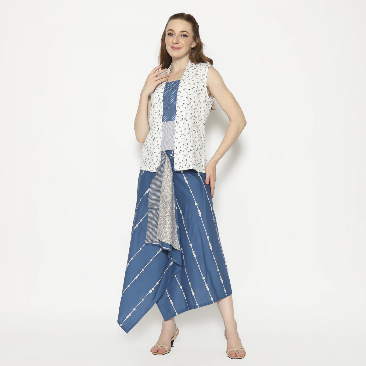 Harumi Blouse Cream Navy - Image 4