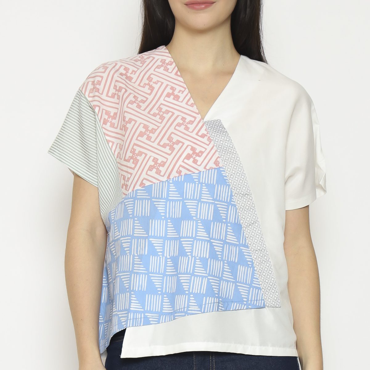 Belle Blouse White Pink - Image 2