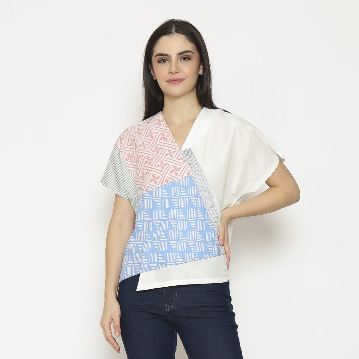 Belle Blouse White Pink - Image 3