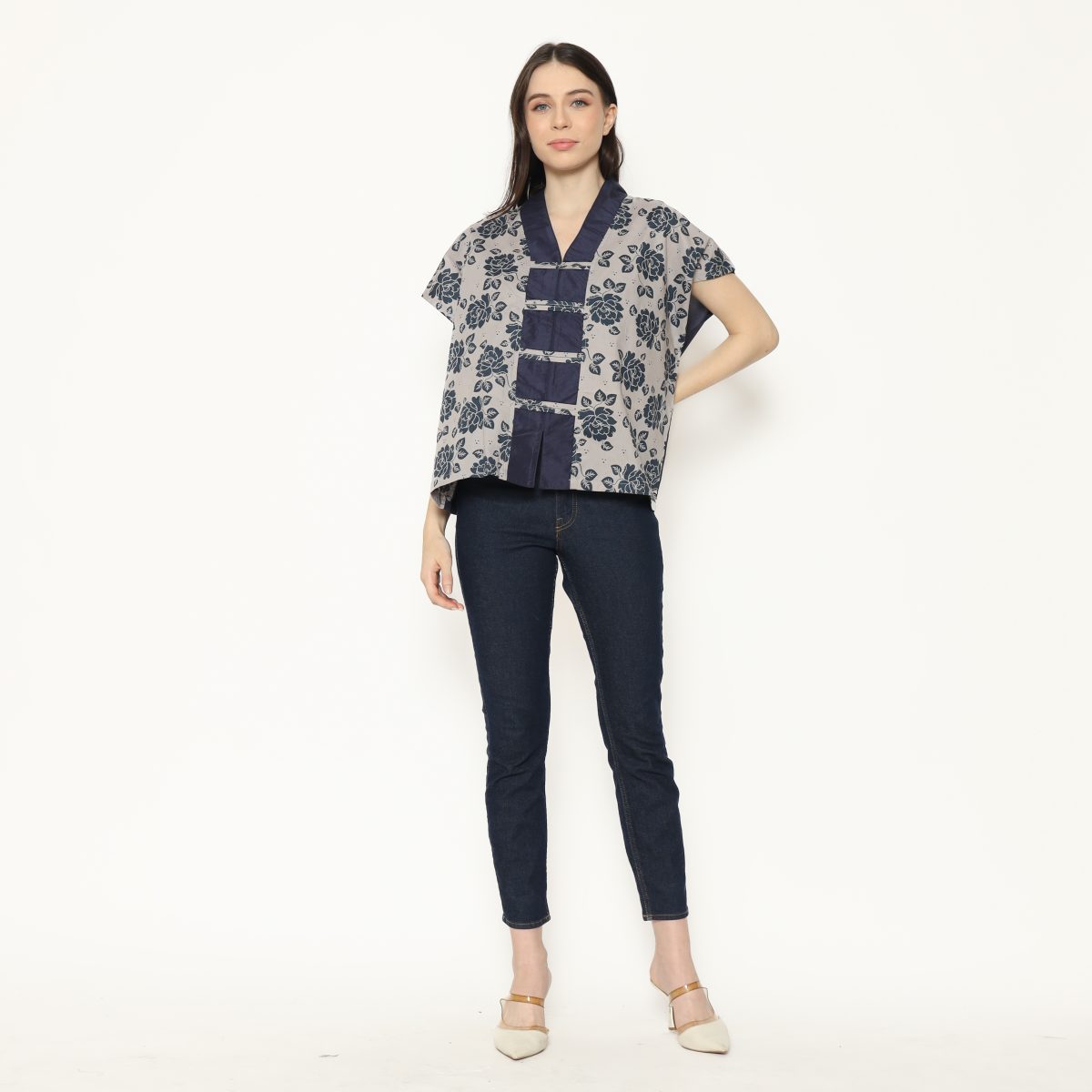 Olivia Blouse Light Grey - Image 5